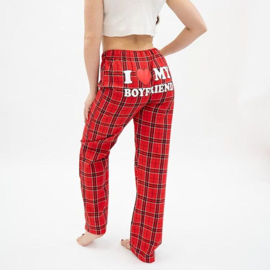 Ich liebe den Schlafanzug meines Freundes und meiner Freundin