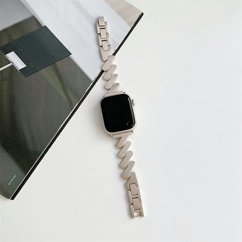 Zigzag women apple watch band by Reliablebands