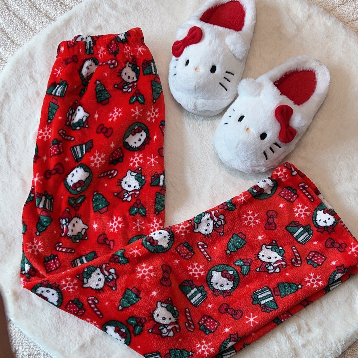 Hello Kitty Loose Pajamas