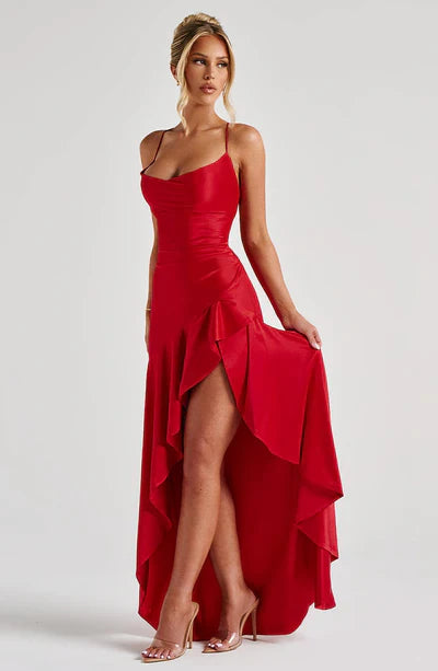 ROBE LONGUE ROUGE DE LA SAINT-VALENTIN
